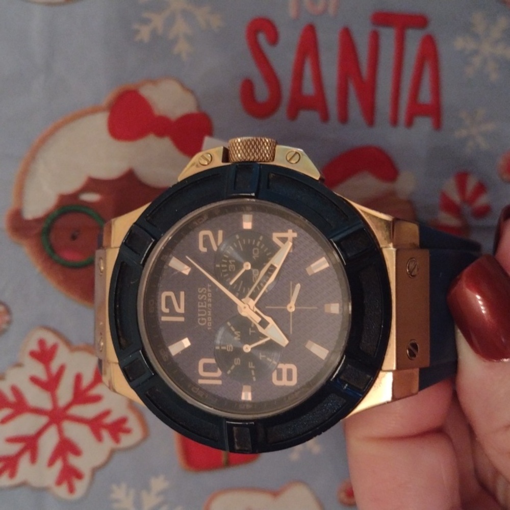 Men's guess watch 100 meters waterproof
